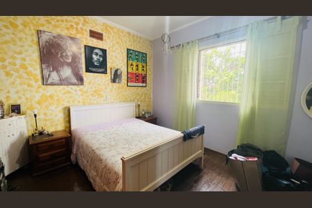 Casa à venda com 263m², 4 quartos e 4 vagas