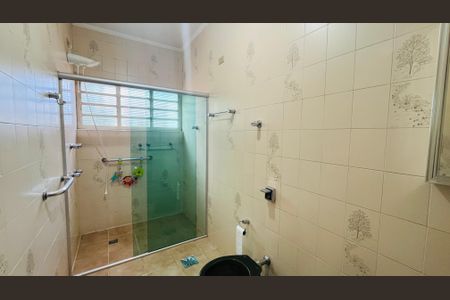 Casa à venda com 263m², 4 quartos e 4 vagas