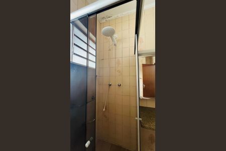 Casa à venda com 263m², 4 quartos e 4 vagas