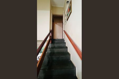 Casa à venda com 263m², 4 quartos e 4 vagas