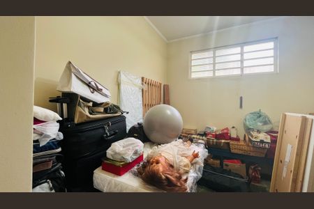 Casa à venda com 263m², 4 quartos e 4 vagas