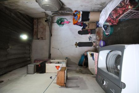 Casa à venda com 275m², 1 quarto e sem vagaÁrea de Serviço