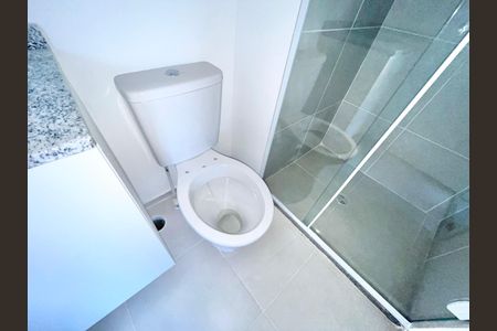 Apartamento para alugar com 38m², 2 quartos e sem vagaBanheiro