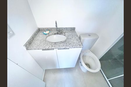 Apartamento para alugar com 38m², 2 quartos e sem vagaBanheiro