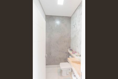 Casa de condomínio à venda com 261m², 3 quartos e 4 vagas Casa de condomínio à venda com 261m², 3 quartos e 4 vagasLavabo