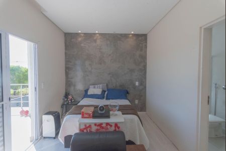 Casa de condomínio à venda com 261m², 3 quartos e 4 vagas Casa de condomínio à venda com 261m², 3 quartos e 4 vagasSuíte 2