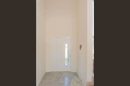 Casa de condomínio à venda com 261m², 3 quartos e 4 vagas Casa de condomínio à venda com 261m², 3 quartos e 4 vagasHall de entrada