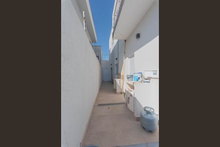 Casa de condomínio à venda com 261m², 3 quartos e 4 vagas Casa de condomínio à venda com 261m², 3 quartos e 4 vagasCorredor