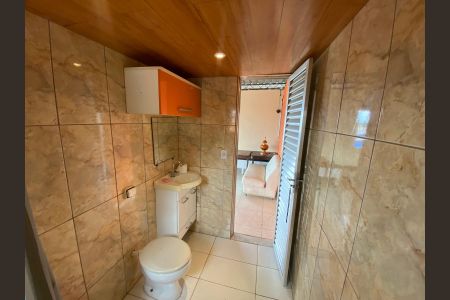 Casa para alugar com 267m², 2 quartos e 1 vaga Casa para alugar com 267m², 2 quartos e 1 vagaBanheiro