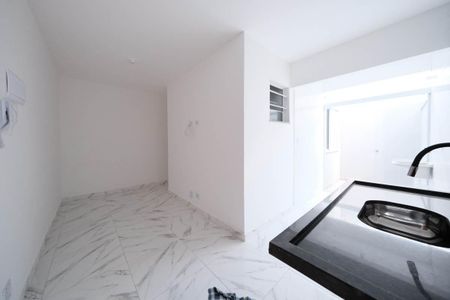 Sala/Cozinha de apartamento para alugar com 1 quarto, 27m² em Vila Marieta, São Paulo