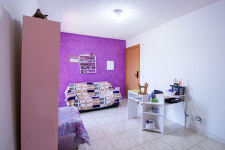 Sala de apartamento para alugar com 2 quartos, 45m² em Rio Cotia, Cotia