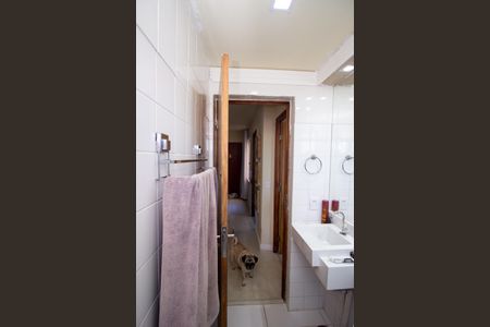 Apartamento à venda com 42m², 2 quartos e 1 vagaBanheiro Social