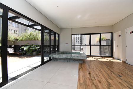 Studio para alugar com 38m², 1 quarto e sem vagaÁrea comum - Piscina