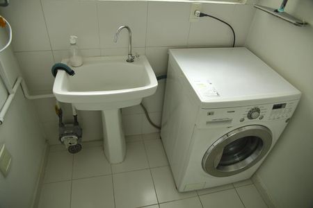 Apartamento à venda com 80m², 2 quartos e 2 vagasÁrea serviço 