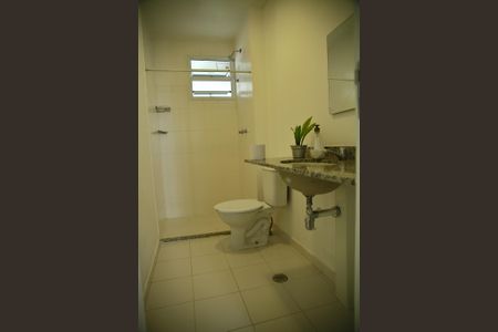 Apartamento à venda com 80m², 2 quartos e 2 vagasBanheiro Social 