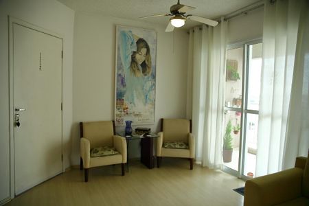 Apartamento à venda com 80m², 2 quartos e 2 vagasSala