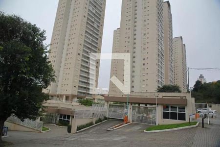 Apartamento à venda com 80m², 2 quartos e 2 vagasFachada e portaria 