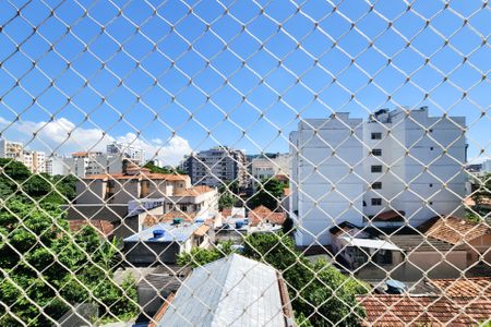 Apartamento à venda com 68m², 2 quartos e 1 vaga Apartamento à venda com 68m², 2 quartos e 1 vagaVista