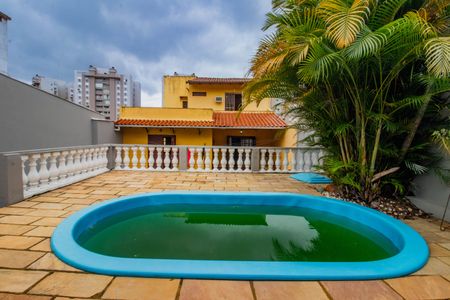 Casa para alugar com 450m², 7 quartos e 2 vagas Casa para alugar com 450m², 7 quartos e 2 vagasPiscina