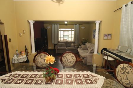 Sala de casa à venda com 4 quartos, 160m² em Cambuci, São Paulo