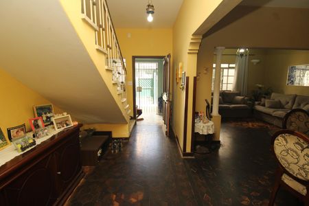 Casa à venda com 160m², 4 quartos e 3 vagasSala