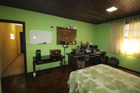 Casa à venda com 160m², 4 quartos e 3 vagasQuarto 1