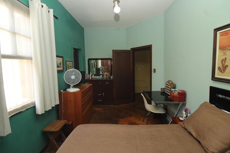 Casa à venda com 160m², 4 quartos e 3 vagasSuíte