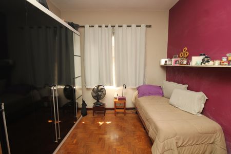 Casa à venda com 160m², 4 quartos e 3 vagasQuarto 2