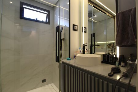 Apartamento à venda com 95m², 1 quarto e 2 vagasBanheiro da Suíte