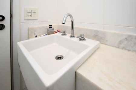 Apartamento à venda com 97m², 2 quartos e 2 vagasbanheiro suite 1