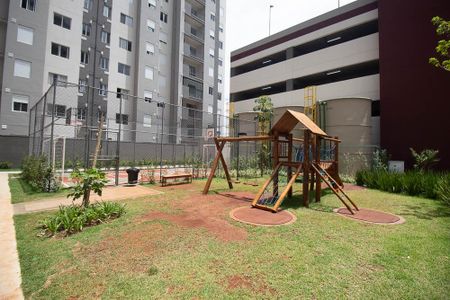 Apartamento para alugar com 46m², 2 quartos e 1 vaga Apartamento para alugar com 46m², 2 quartos e 1 vagaÁrea comum - Playground / Quadra