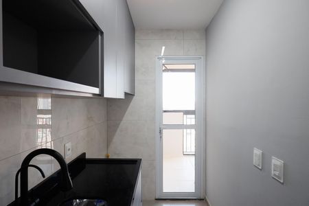 Apartamento para alugar com 46m², 2 quartos e 1 vaga Apartamento para alugar com 46m², 2 quartos e 1 vagaCozinha - Armários
