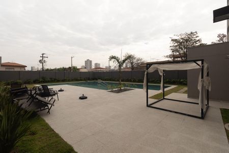 Apartamento para alugar com 46m², 2 quartos e 1 vaga Apartamento para alugar com 46m², 2 quartos e 1 vagaÁrea comum - Piscina