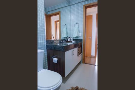 Apartamento à venda com 136m², 3 quartos e 3 vagasBanheiro Social