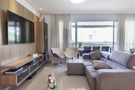 Sala de TV de apartamento à venda com 3 quartos, 136m² em Vila da Serra, Nova Lima
