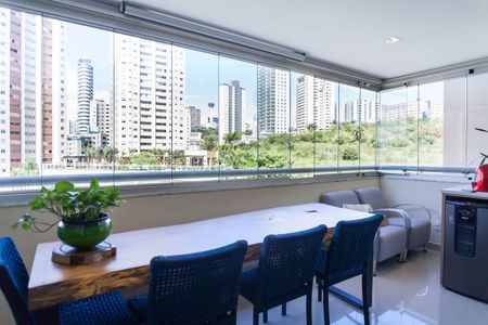 Apartamento à venda com 136m², 3 quartos e 3 vagasVaranda da Sala