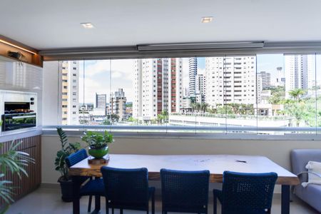 Apartamento à venda com 136m², 3 quartos e 3 vagasVaranda da Sala