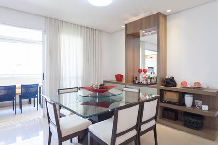 Apartamento à venda com 136m², 3 quartos e 3 vagasSala de TV