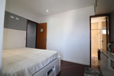 Apartamento à venda com 140m², 3 quartos e 2 vagasQuarto 1 suíte