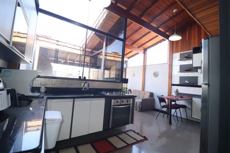 Apartamento à venda com 140m², 3 quartos e 2 vagasCozinha