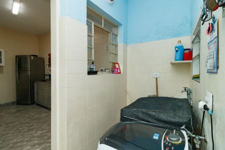 Casa à venda com 110m², 2 quartos e 1 vagaÁrea de Serviço