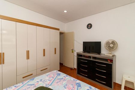 Casa à venda com 110m², 2 quartos e 1 vagaQuarto