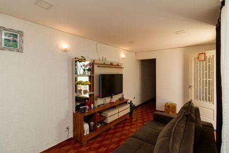 Casa à venda com 110m², 2 quartos e 1 vagaSala