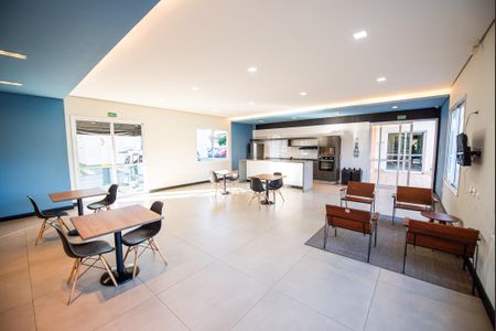 Apartamento para alugar com 52m², 2 quartos e 1 vaga Apartamento para alugar com 52m², 2 quartos e 1 vagaÁrea comum - Salão de festas 1