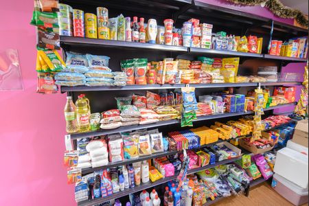 Apartamento para alugar com 52m², 2 quartos e 1 vagaÁrea comum - Mini Mercado