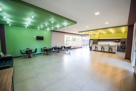 Apartamento para alugar com 52m², 2 quartos e 1 vaga Apartamento para alugar com 52m², 2 quartos e 1 vagaÁrea comum - Salão de festas 2