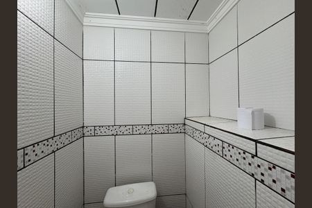 Casa à venda com 300m², 3 quartos e 2 vagas Casa à venda com 300m², 3 quartos e 2 vagasLavabo de Serviço 2