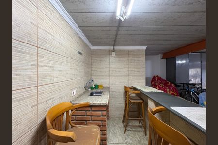 Casa à venda com 300m², 3 quartos e 2 vagas Casa à venda com 300m², 3 quartos e 2 vagasÁrea comum