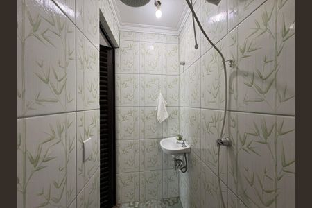 Casa à venda com 300m², 3 quartos e 2 vagas Casa à venda com 300m², 3 quartos e 2 vagasBanheiro