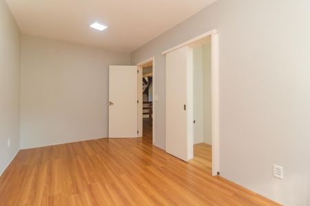 Casa para alugar com 210m², 3 quartos e 3 vagas Casa para alugar com 210m², 3 quartos e 3 vagasQuarto 2